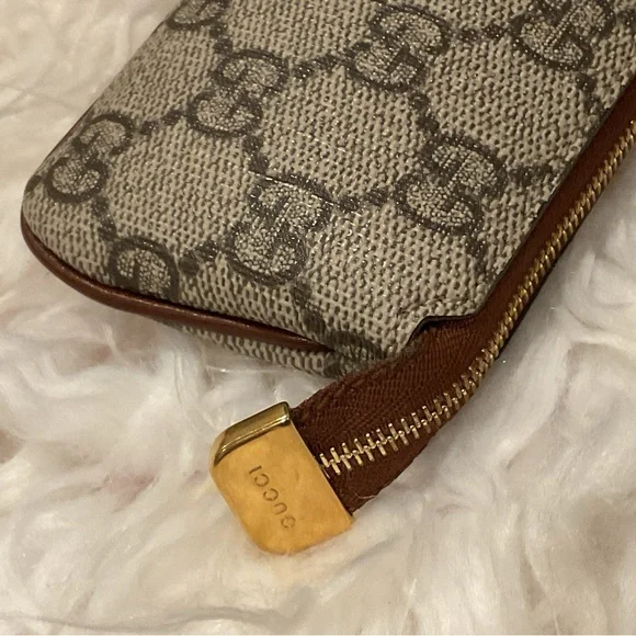 Gucci Beige and Brown GG Canvas Key Pouch - Picture 6 of 8